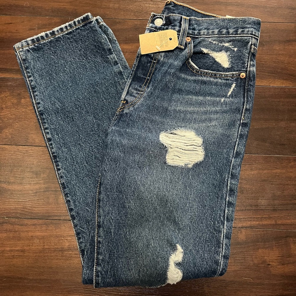 Levi's Classic Blue 501 distressed Jeans